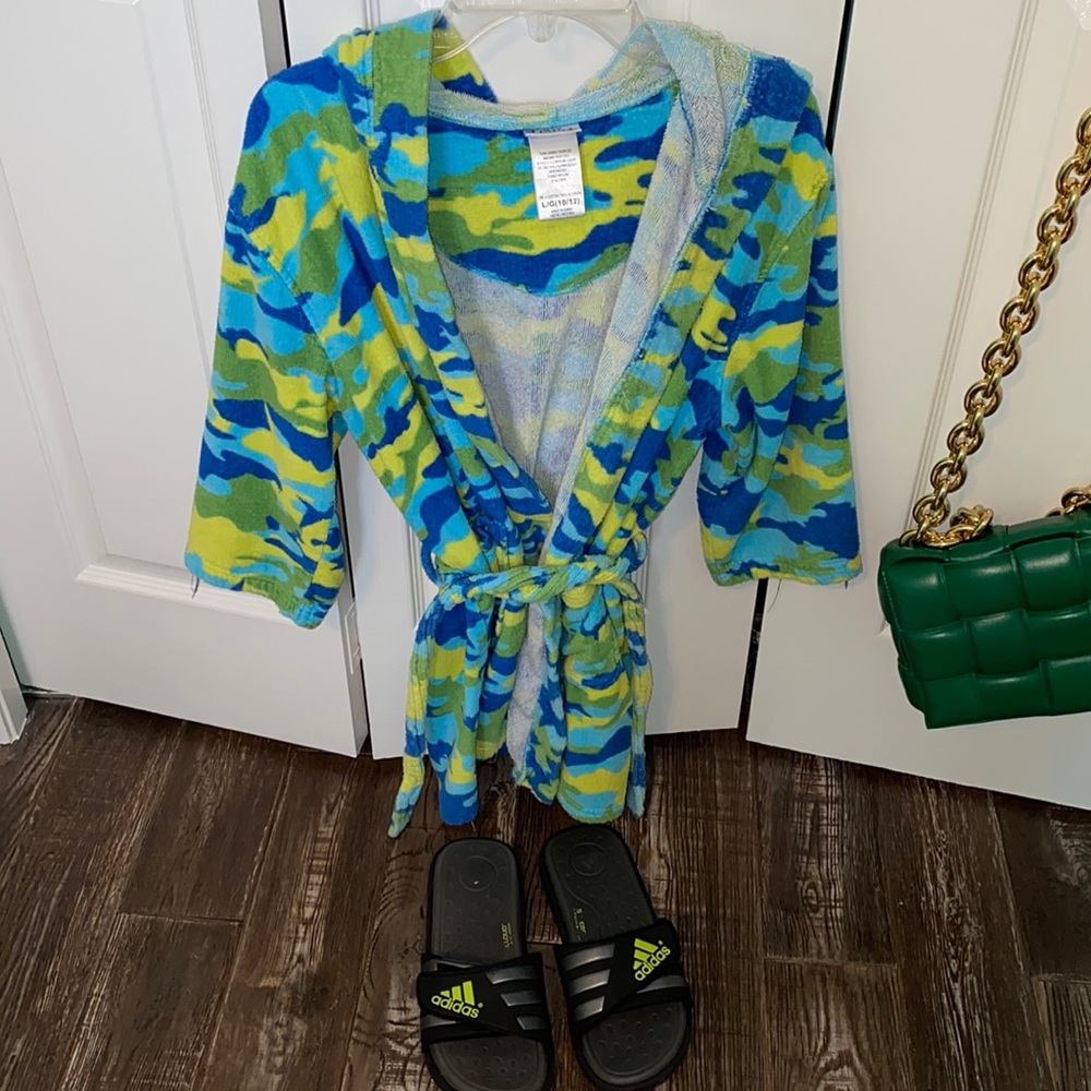 Little boys bath robe and Adidas slides